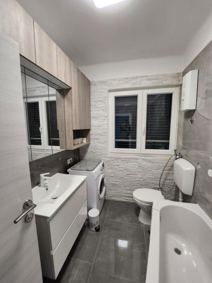 Airport Split Kaštel Štafilić Exterior foto
